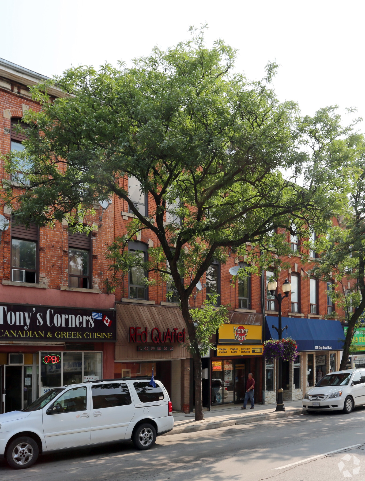 219-221 King St E, Hamilton, ON à vendre Photo principale- Image 1 de 5