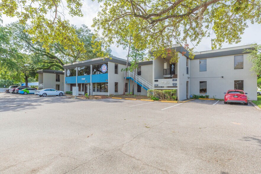 718-720 W Dr Martin Luther King Jr Blvd, Tampa, FL à vendre - Photo du bâtiment - Image 3 de 10