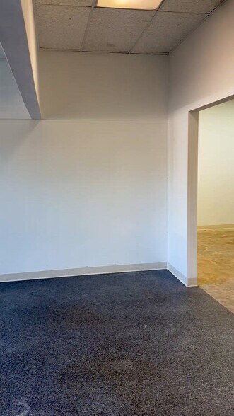 10410 W Sample Rd, Coral Springs, FL à louer - Vidéo sur l’inscription commerciale - Image 2 de 12