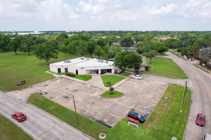 12755 N Houston Rosslyn Rd, Houston, TX for sale - Building Photo - Image 2 of 28