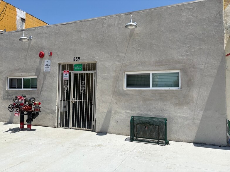 259 Broadway, Chula Vista, CA for lease - Building Photo - Image 1 of 16