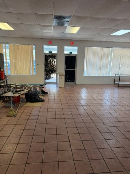 6500 NW Atlantic Blvd, Margate, FL for lease - Interior Photo - Image 1 of 21