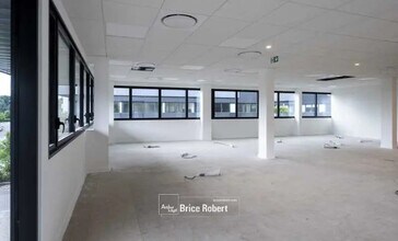 Bureau dans Limonest à louer Photo intérieure- Image 2 de 7