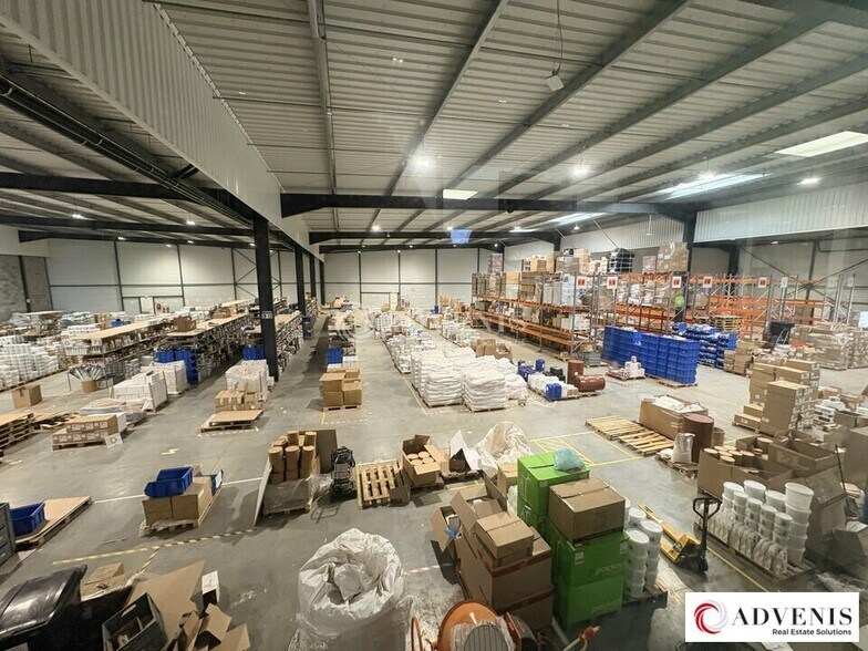 15 Rue De Canterane, Ambarès-et-Lagrave for lease - Building Photo - Image 3 of 8