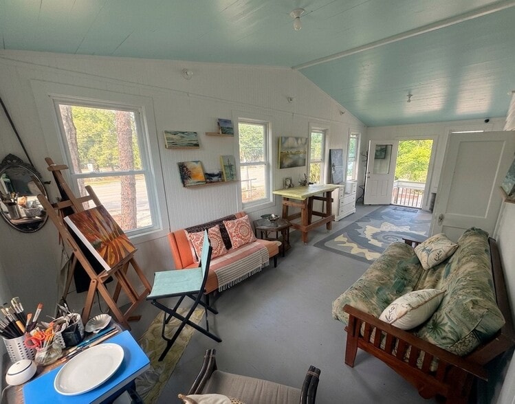 1102 US Highway 80, Tybee Island, GA for sale - Interior Photo - Image 3 of 9