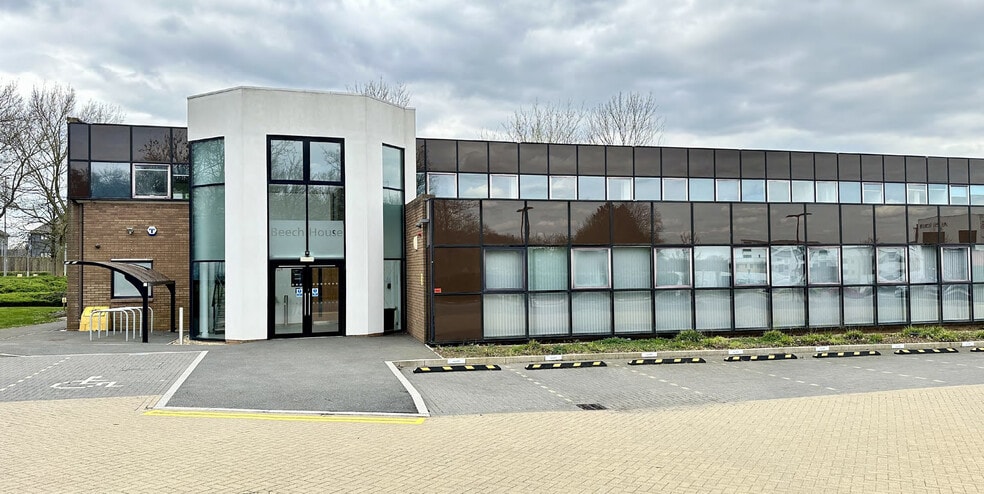 Breckland, Milton Keynes for lease - Building Photo - Image 3 of 4
