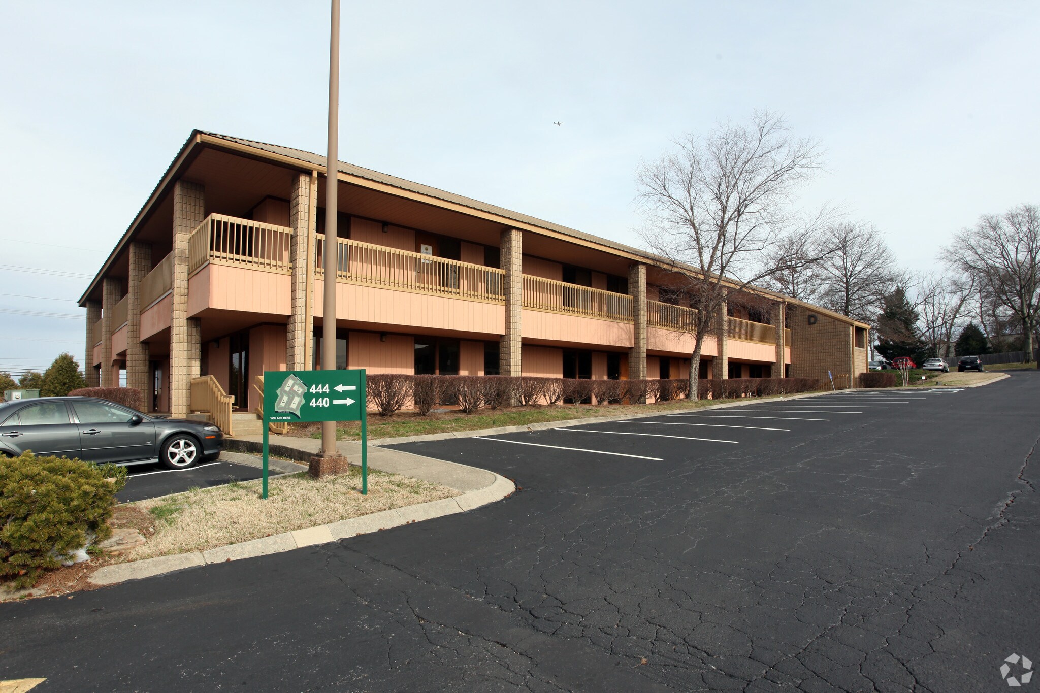 446 Metroplex Dr, Nashville, TN for sale Primary Photo- Image 1 of 9