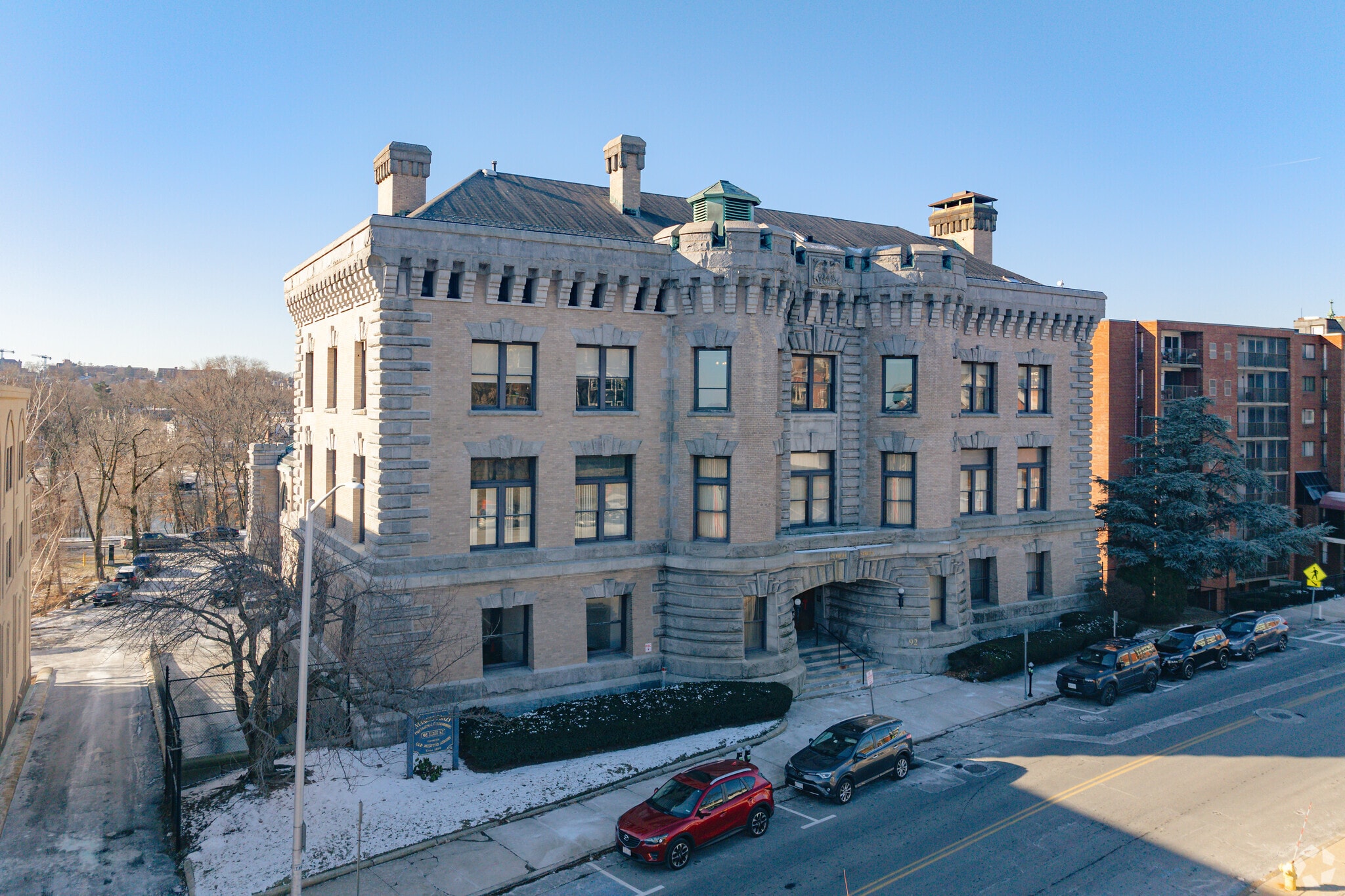 92 High St, Medford, MA for lease Primary Photo- Image 1 of 25