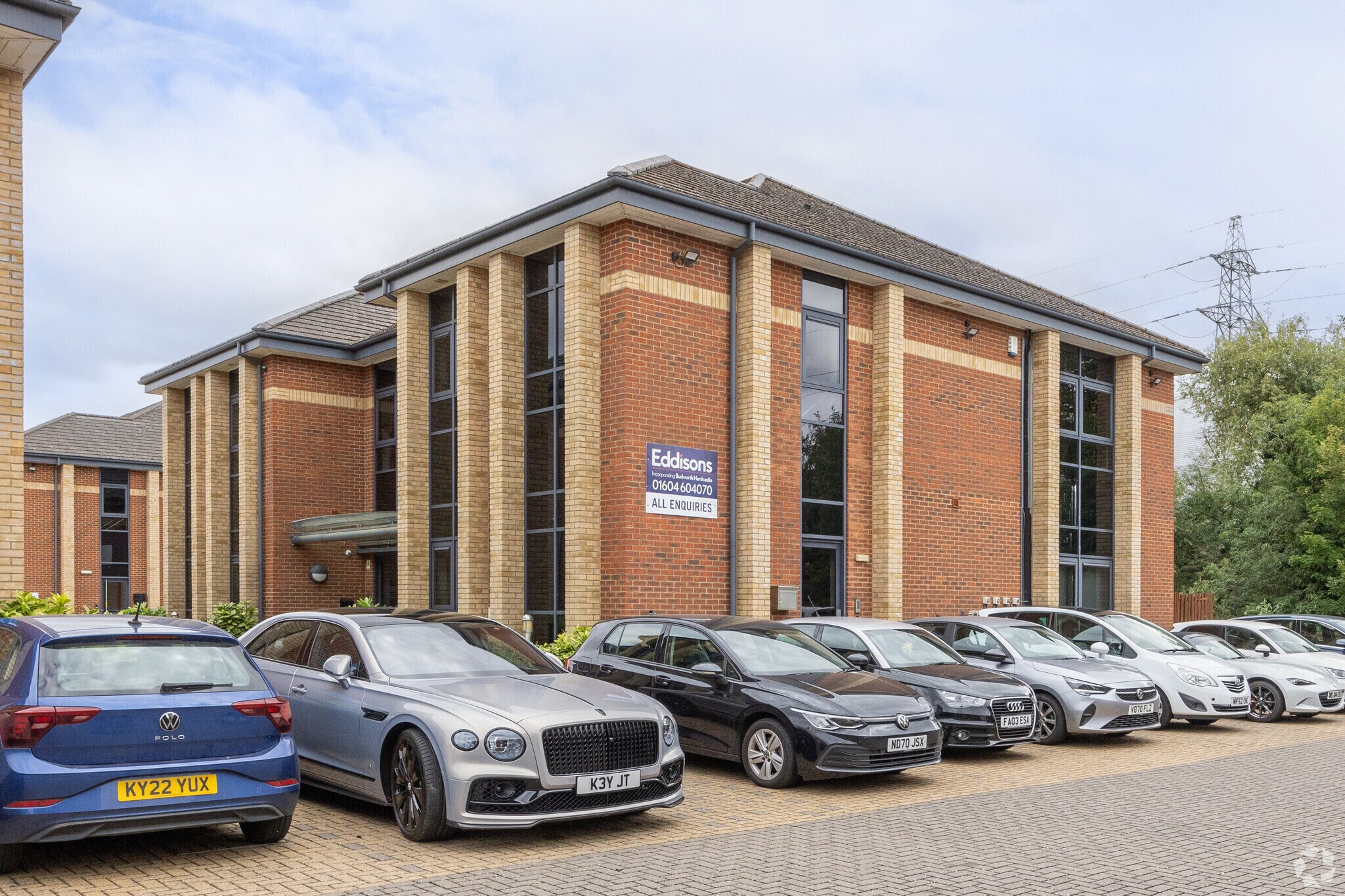 Queensbridge, Northampton for lease Primary Photo- Image 1 of 5