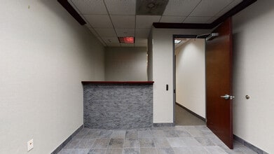 333 Earle Ovington Blvd, Uniondale, NY for lease Matterport 3D Scan- Image 1 of 7