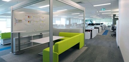 5005 Boul Lapinière, Brossard, QC for lease Interior Photo- Image 1 of 2