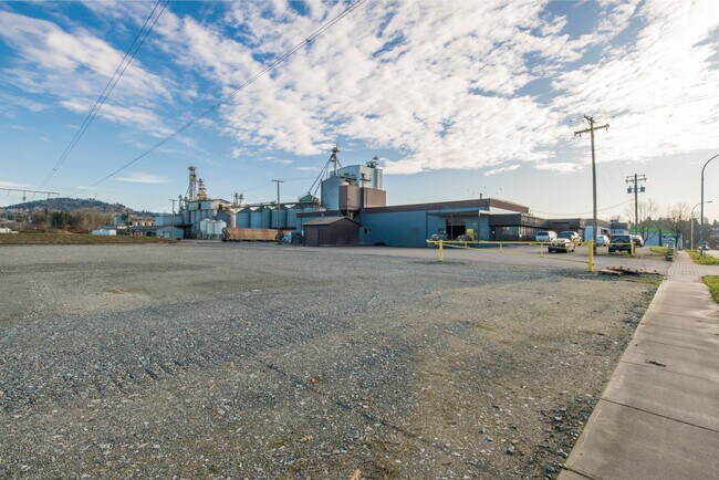 More details for 3310 McCallum Rd, Abbotsford, BC - Land for Lease