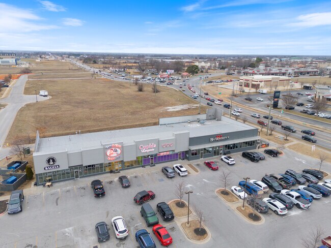 More details for 3600 SE Guess Who Dr, Bentonville, AR - Retail for Lease