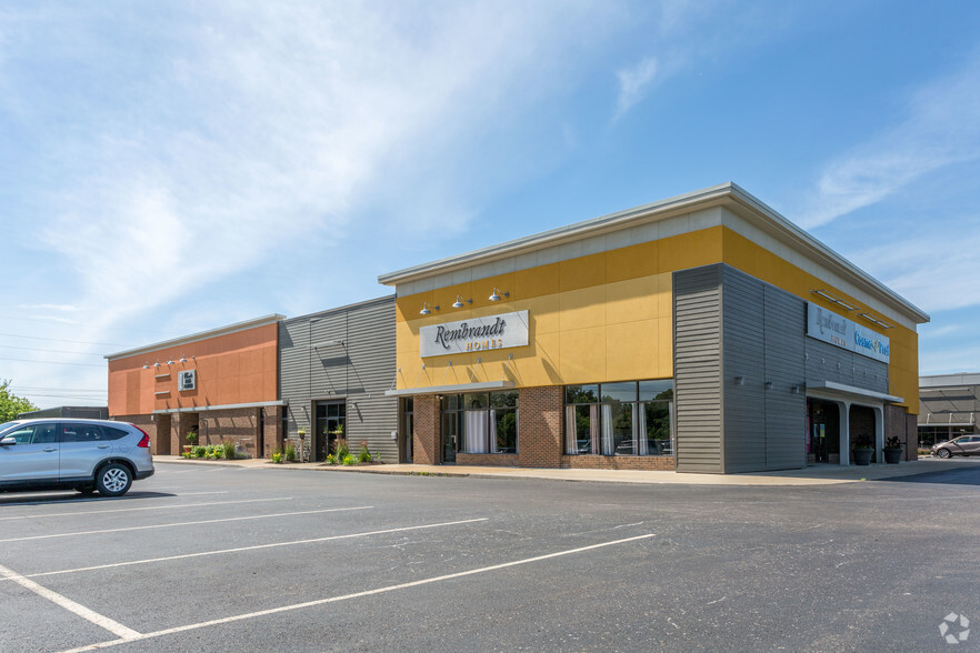 7201-7255 Whipple Ave, North Canton, OH for sale - Building Photo - Image 1 of 1