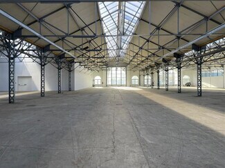 Plus de détails pour Bureau, Industriel à louer