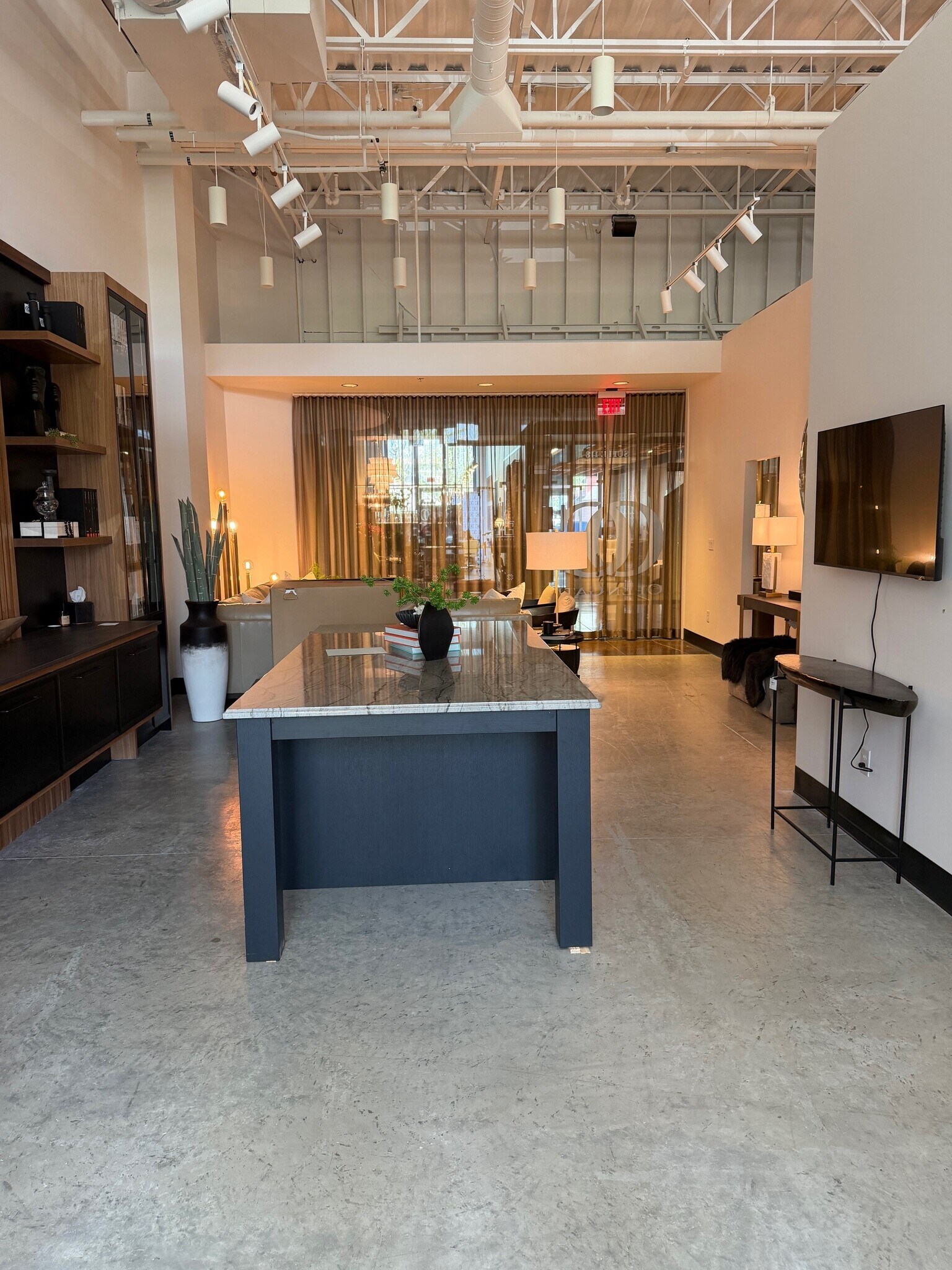 200 S Rangeline Rd, Carmel, IN à louer Photo intérieure- Image 1 de 8