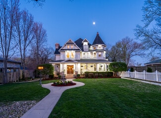 More details for 306 N Main St, Bentonville, AR - Hospitality for Sale