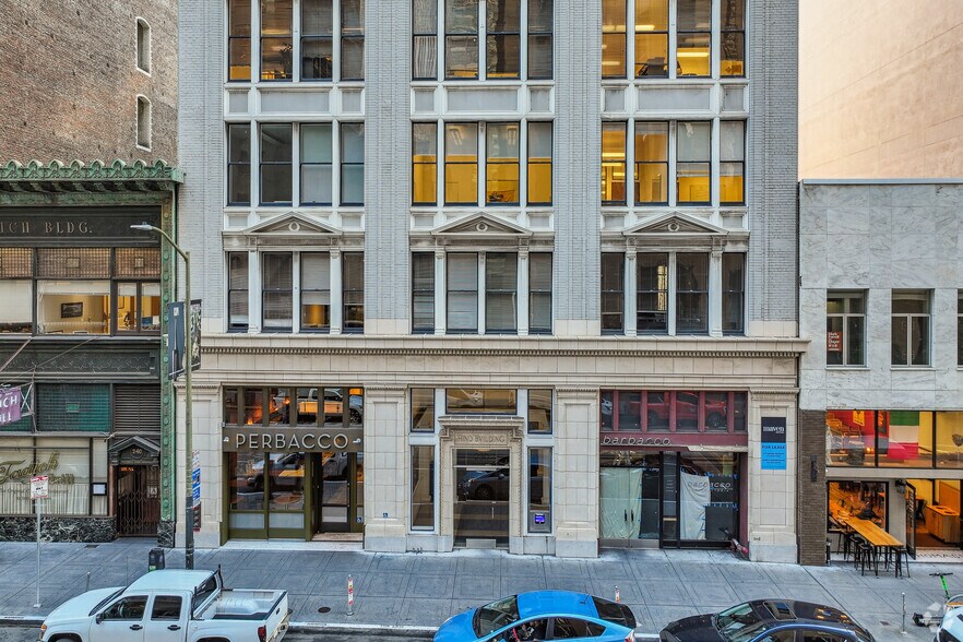 230 California St, San Francisco, CA à louer - Photo du bâtiment - Image 3 de 32