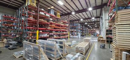 7867 Lochlin Dr, Brighton, MI à louer Photo intérieure- Image 1 de 2