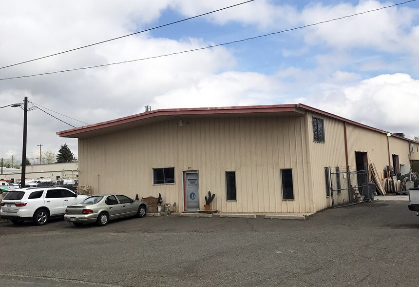 11771 W 49th Ave, Wheat Ridge, CO for lease - Building Photo - Image 3 of 3