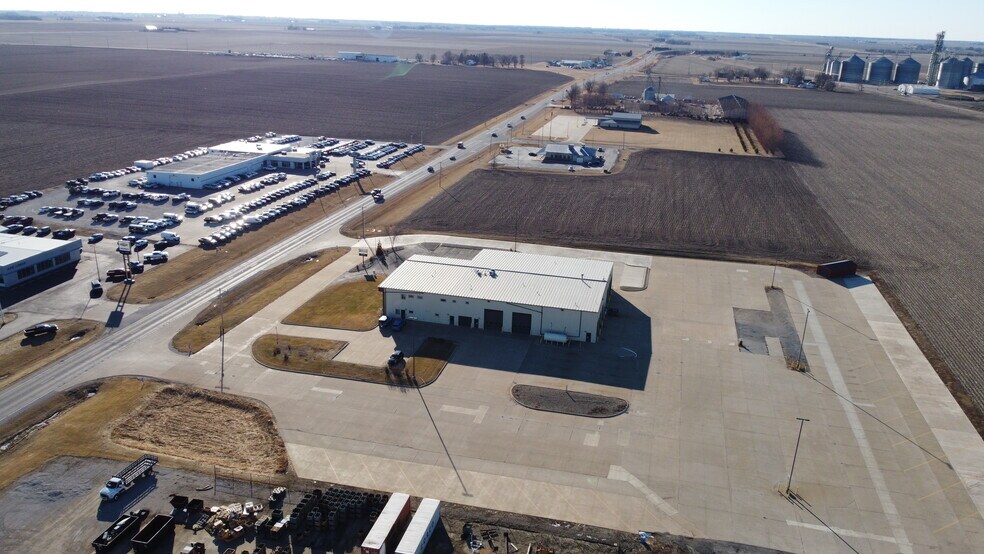 1065 W Center St, Eureka, IL à vendre - Photo du bâtiment - Image 3 de 13