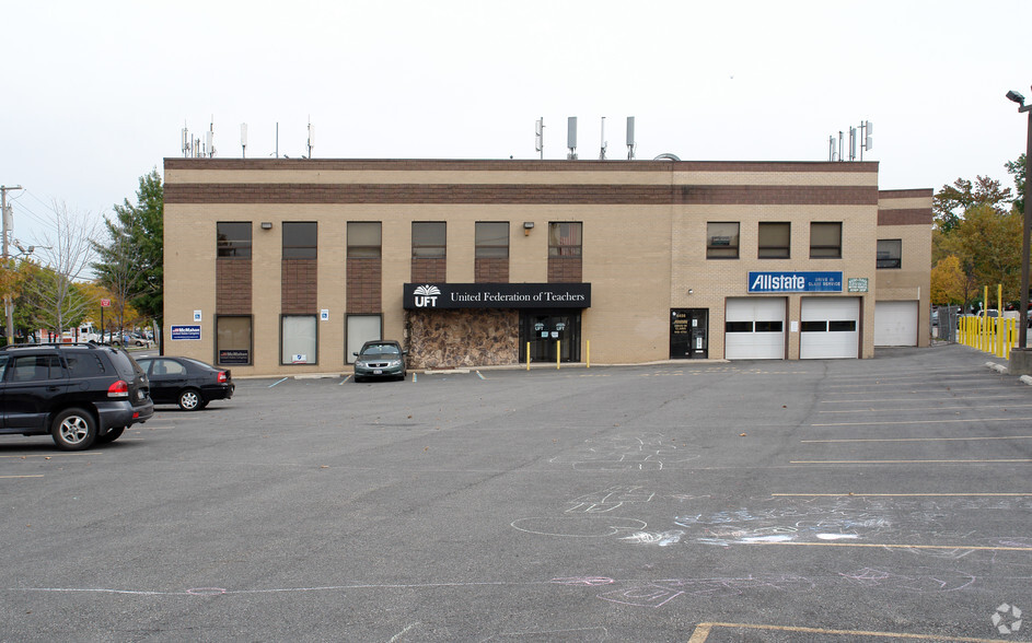 4456 Amboy Rd, Staten Island, NY for lease - Building Photo - Image 2 of 5