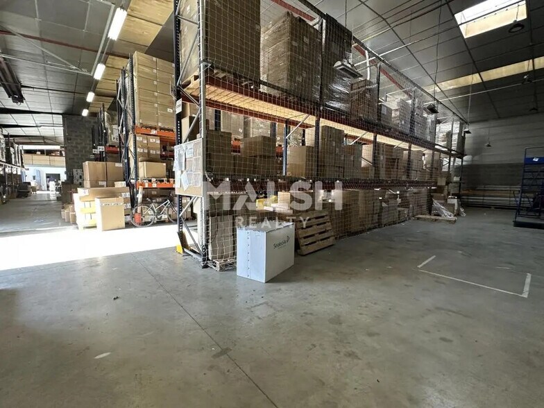 Flex dans Chassieu à louer - Photo intérieure - Image 3 de 4