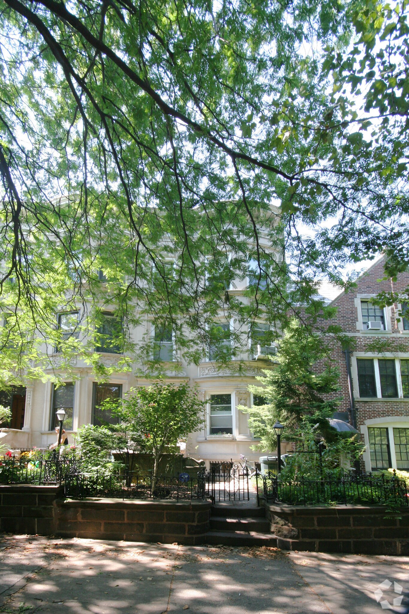 524 3rd St, Brooklyn, NY à louer Photo principale- Image 1 de 17