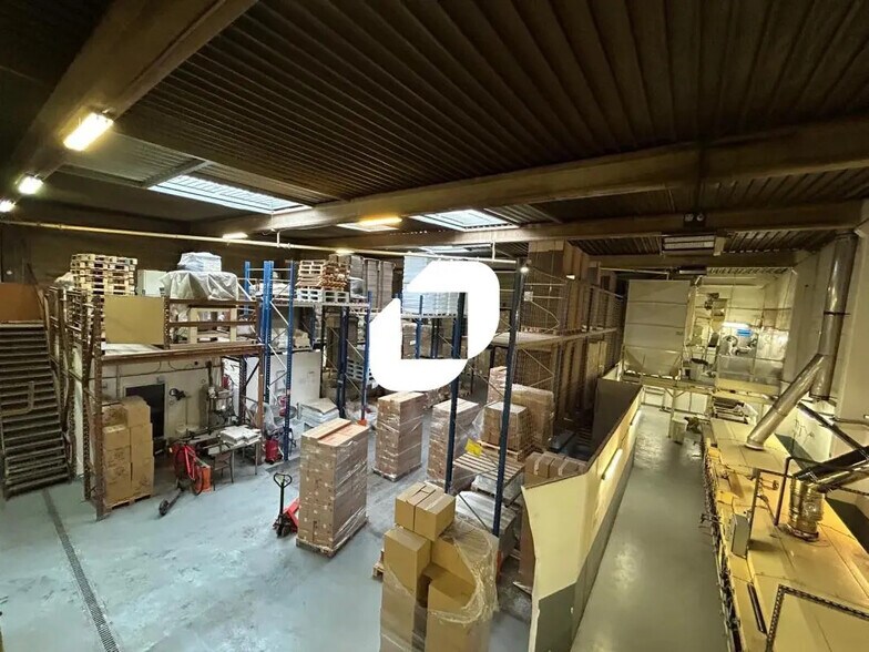 Local d'activités dans Neuilly-sur-Marne à vendre - Photo intérieure - Image 2 de 13