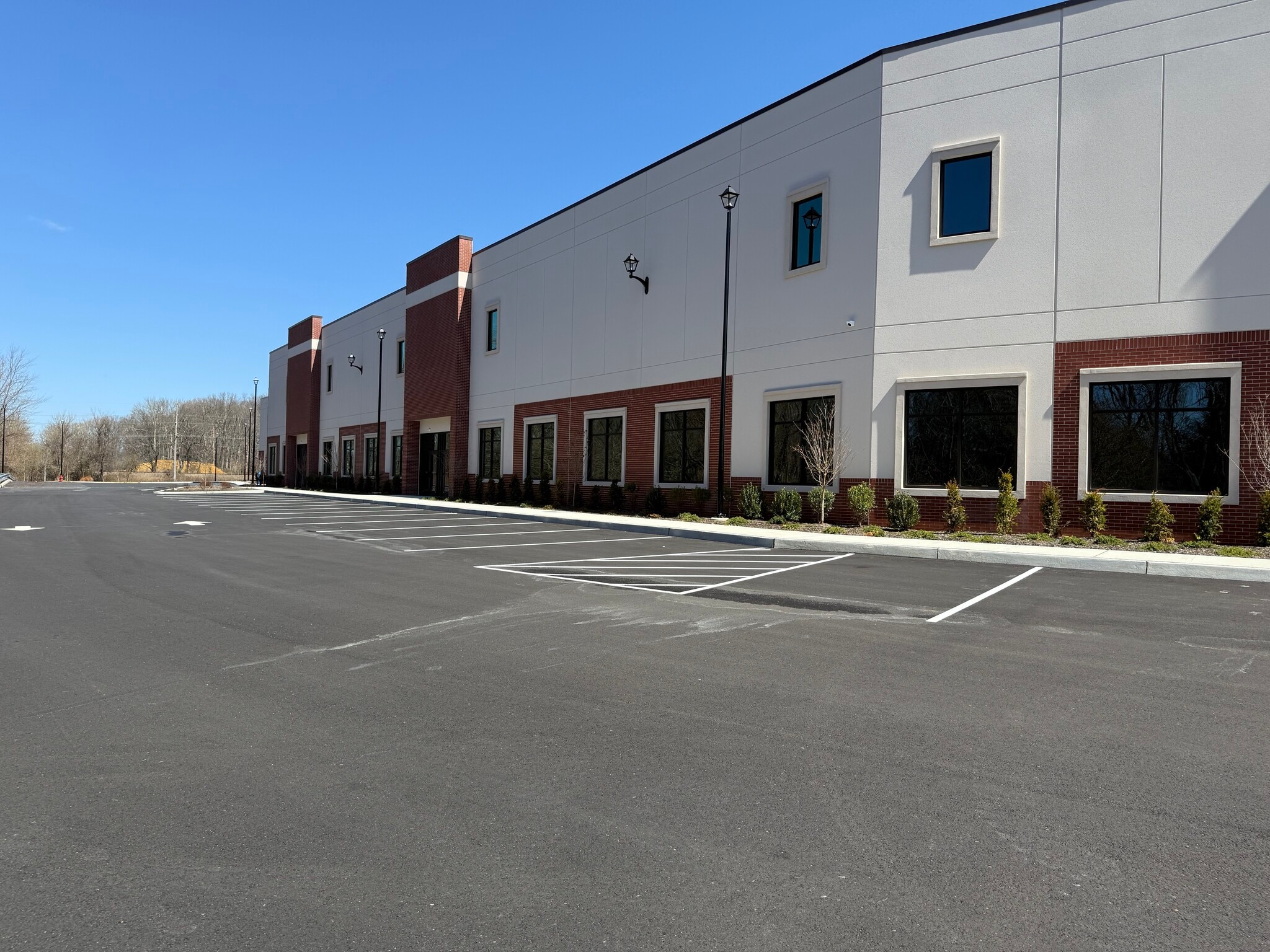 245 Willow Brook Rd, Freehold, NJ for lease Primary Photo- Image 1 of 6