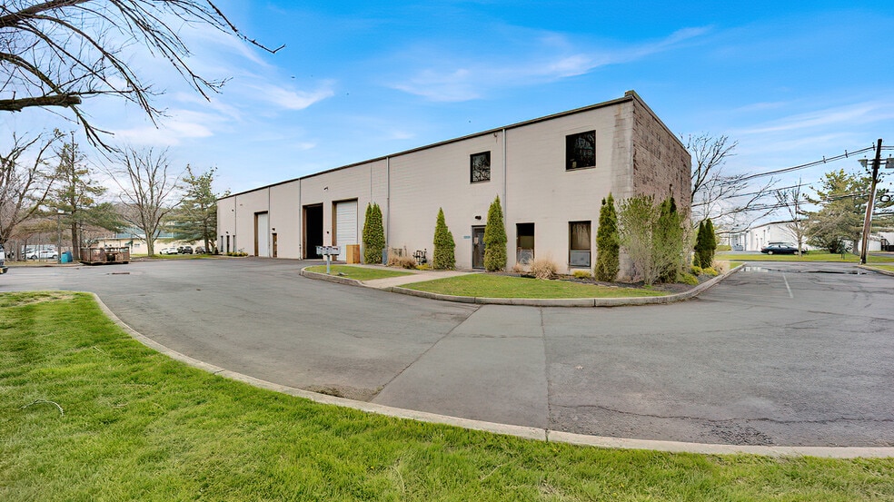 9 Shirley Ave, Somerset, NJ for lease - Building Photo - Image 1 of 20