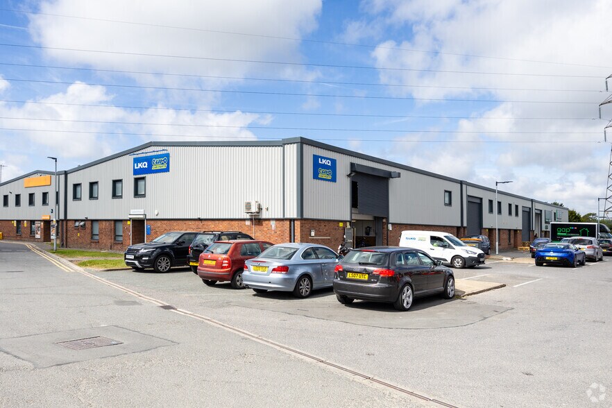 50-56 Hammonds Dr, Eastbourne à louer - Photo du bâtiment - Image 2 de 3