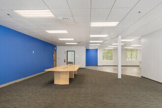 6760 Top Gun St, San Diego, CA for lease Interior Photo- Image 2 of 4