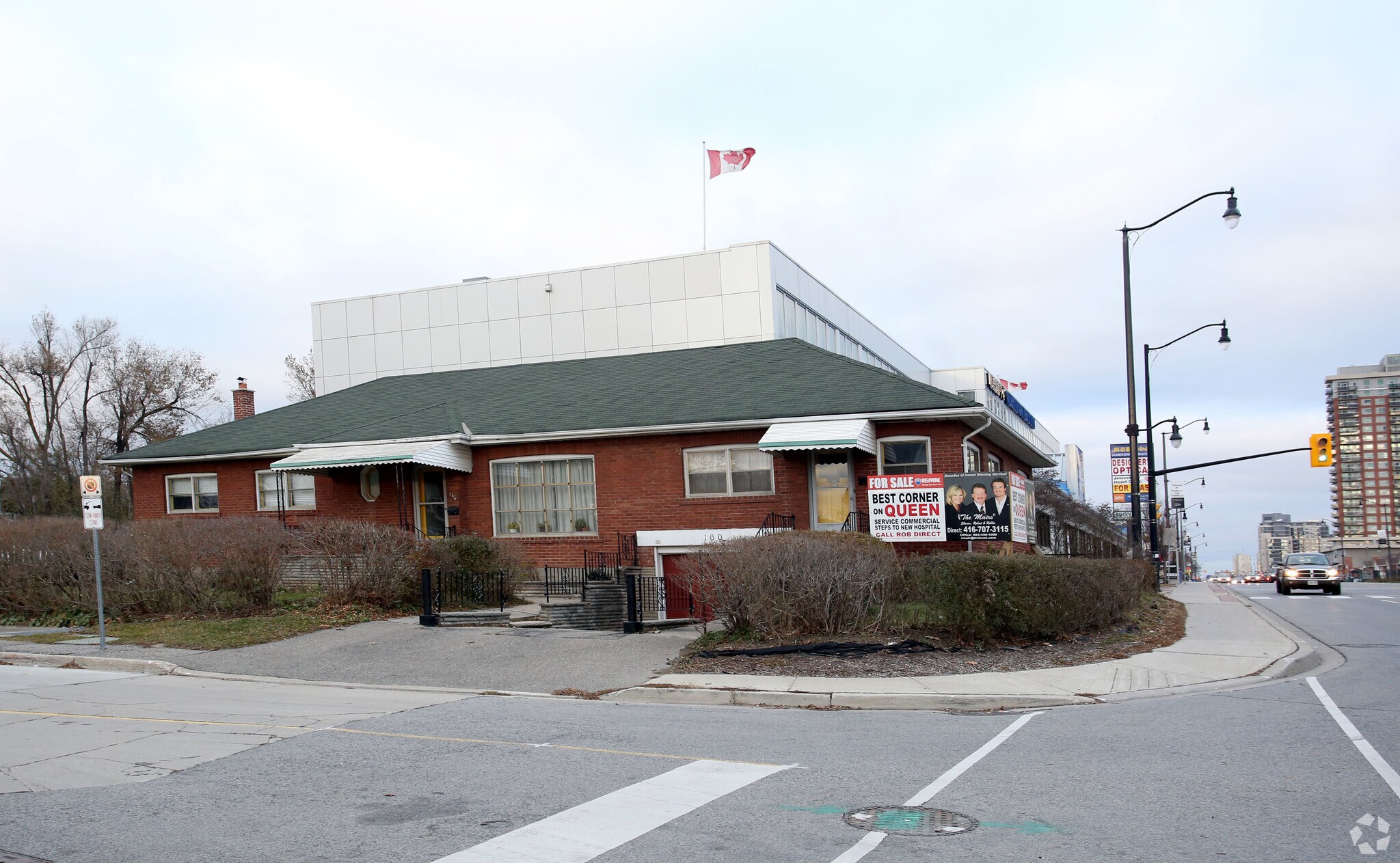 160 Queen St E, Brampton, ON for sale Primary Photo- Image 1 of 1