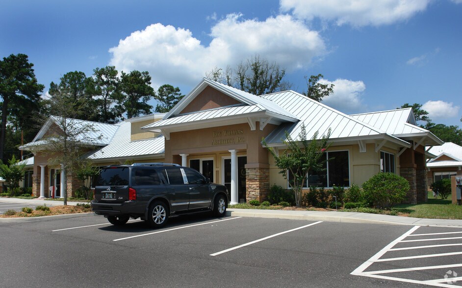 236 Canal Blvd, Ponte Vedra Beach, FL à vendre - Photo du bâtiment - Image 2 de 7