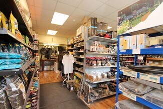 Plus de détails pour 64 Pelham Rd, Immingham - Commerce de détail à vendre