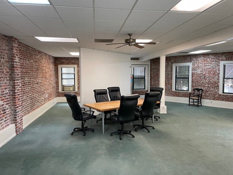 535-539 Broadway St, San Francisco, CA à louer - Photo du bâtiment - Image 2 de 6