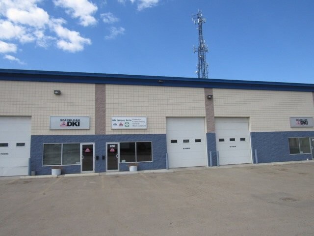 6 Renault Cres, St. Albert, AB à vendre Photo principale- Image 1 de 1