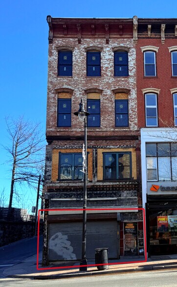 233 Broad St, Elizabeth, NJ à louer - Photo du bâtiment - Image 1 de 14