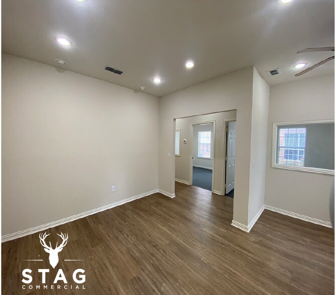 1206 Bent Oaks Ct, Denton, TX à louer - Hall d’entrée - Image 3 de 39