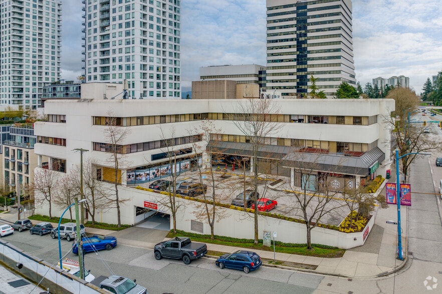 3665 Kingsway, Vancouver, BC for lease - Building Photo - Image 2 of 4