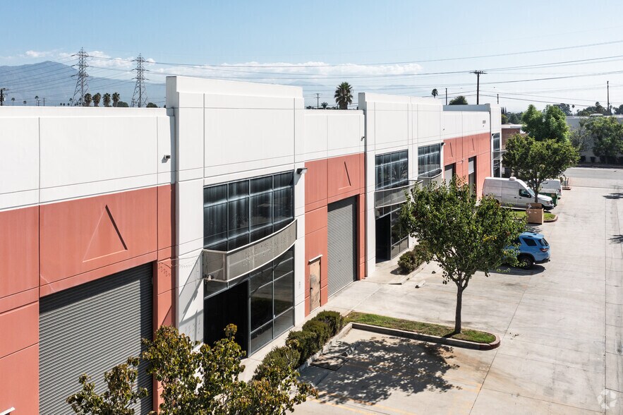 5089-5099 N Walnut Grove Ave, San Gabriel, CA à vendre - Photo du bâtiment - Image 3 de 24