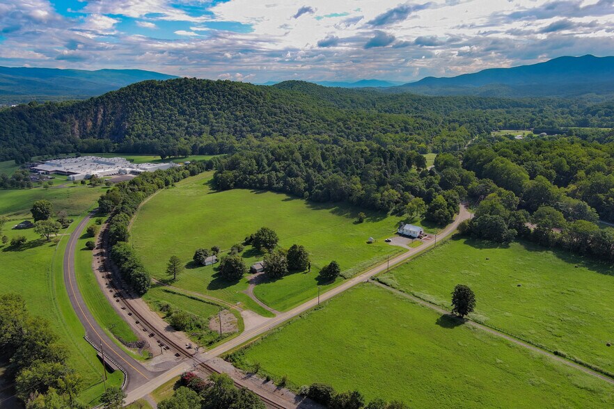 5647 W River Rd, Salem, VA à vendre - Aérien - Image 2 de 4