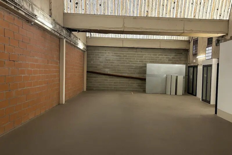 Industrial in Toulouse for lease - Interior Photo - Image 3 of 6