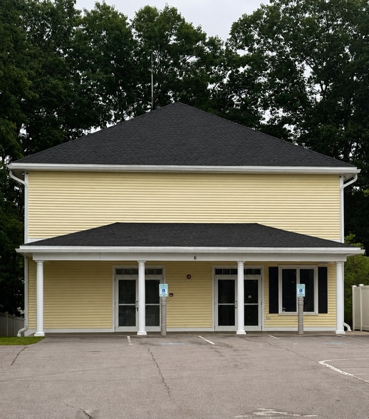 6 Mohawk Dr, Londonderry, NH for sale - Building Photo - Image 1 of 18