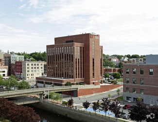 Plus de détails pour 80 Exchange St, Bangor, ME - Bureau à louer