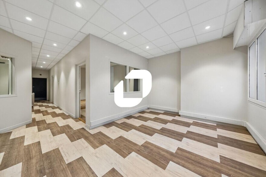 103 Rue Du Cherche-Midi, Paris for lease - Interior Photo - Image 3 of 15