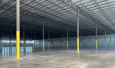 11249 I-10 E, Mont Belvieu, TX for lease Interior Photo- Image 1 of 8