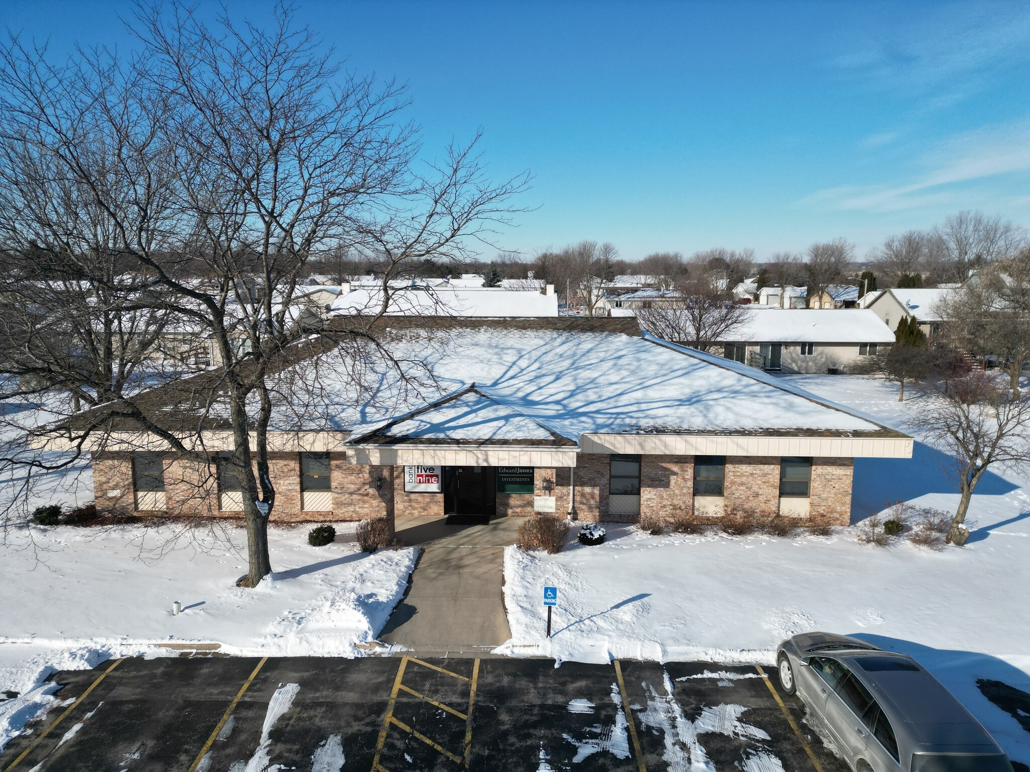 3601 Commerce Ct, Appleton, WI à louer Photo du bâtiment- Image 1 de 3