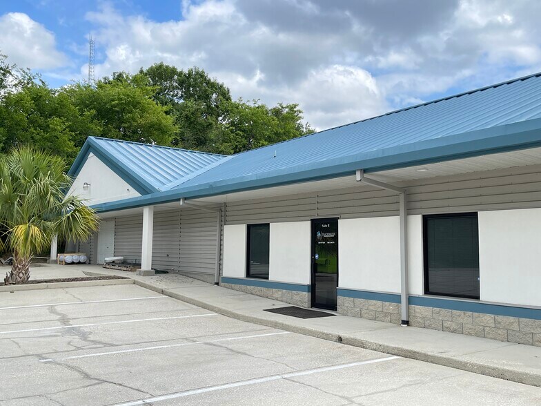 3715 NW 97th Blvd, Gainesville, FL à vendre - Photo du bâtiment - Image 3 de 22